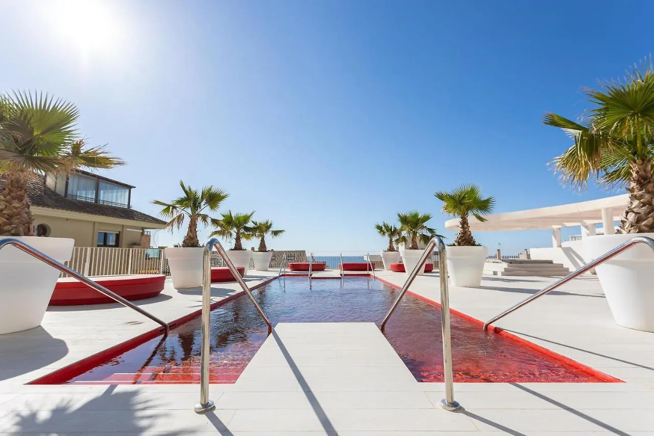Ensuite Sea & Pool Views With Private Parking 푸엔히롤라